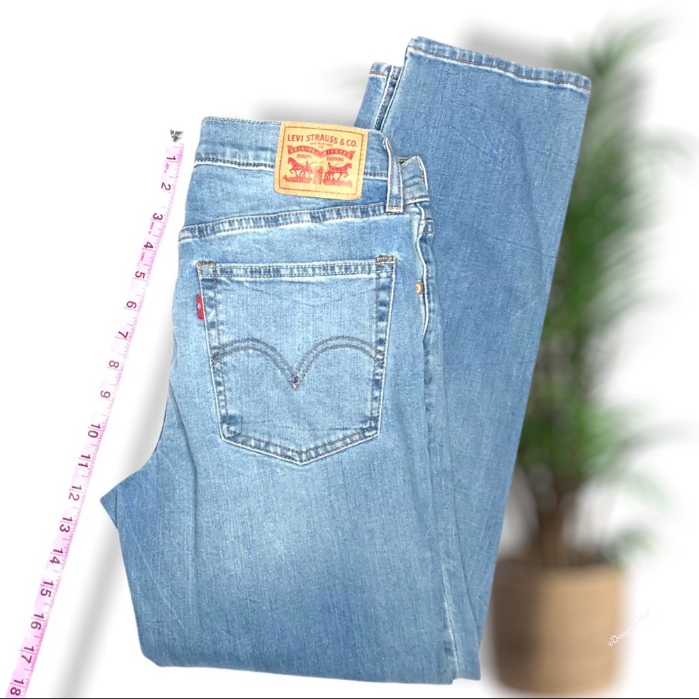 LEVI Like New Boyfriend Skinny Light Wash Denim Jeans size 27 - Picture 5 of 7